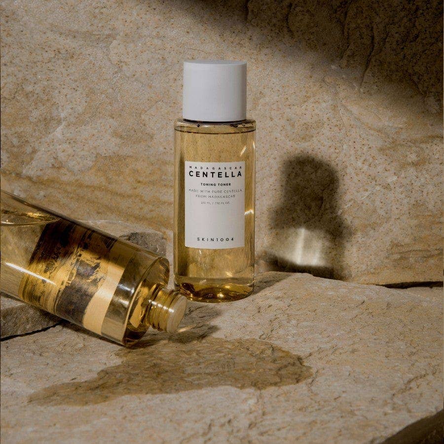 CENTELLA - Tónico tonificante SKIN1004 Madagascar Centella 210 ml