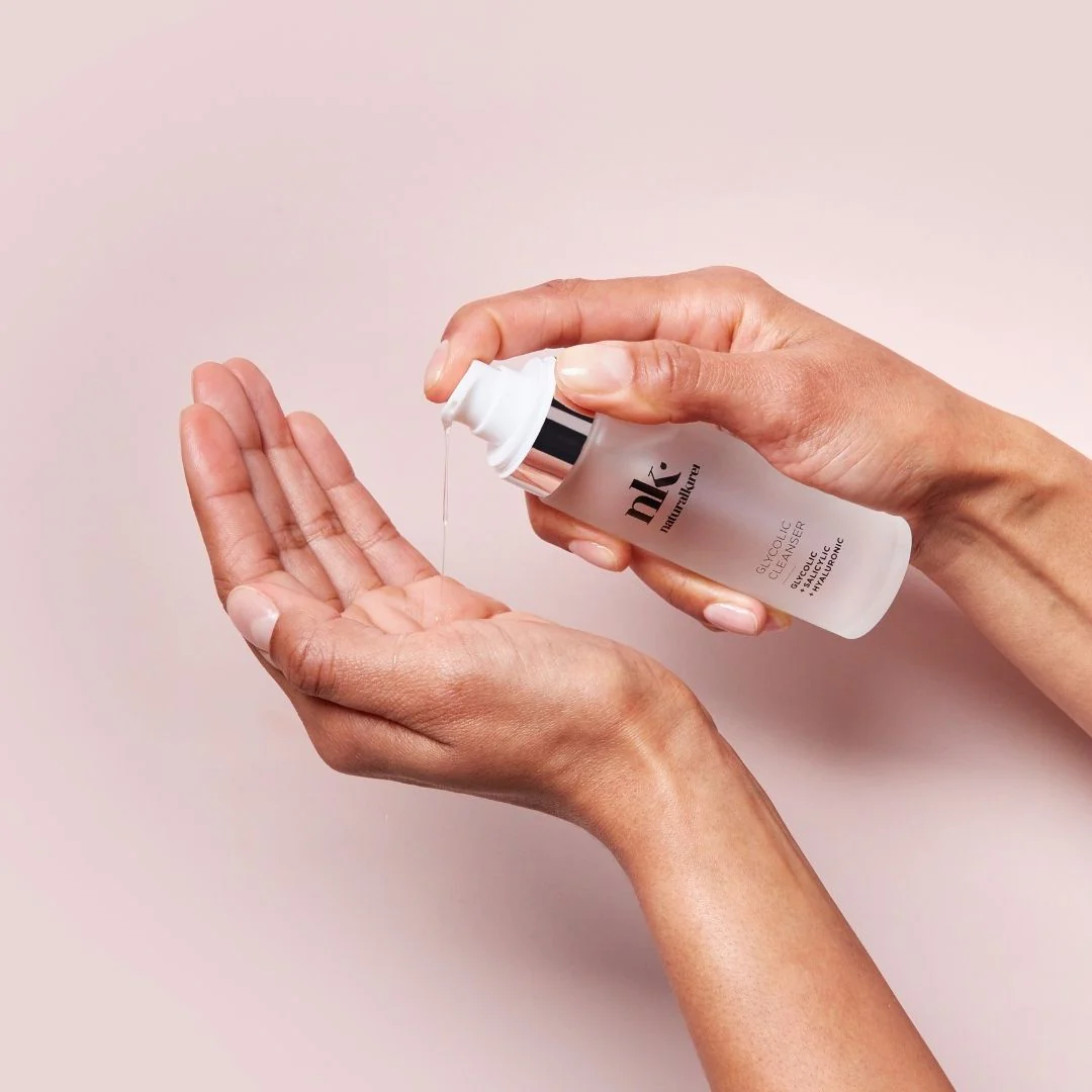 NK Glycolic Cleanser – Limpiador Facial Renovador con Ácido Glicólico
