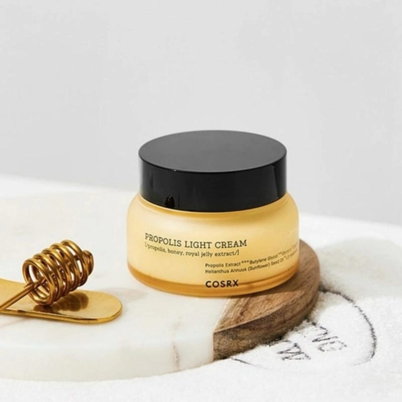 🐝 Cosrx Full Fit Propolis Light Cream – 65 ml