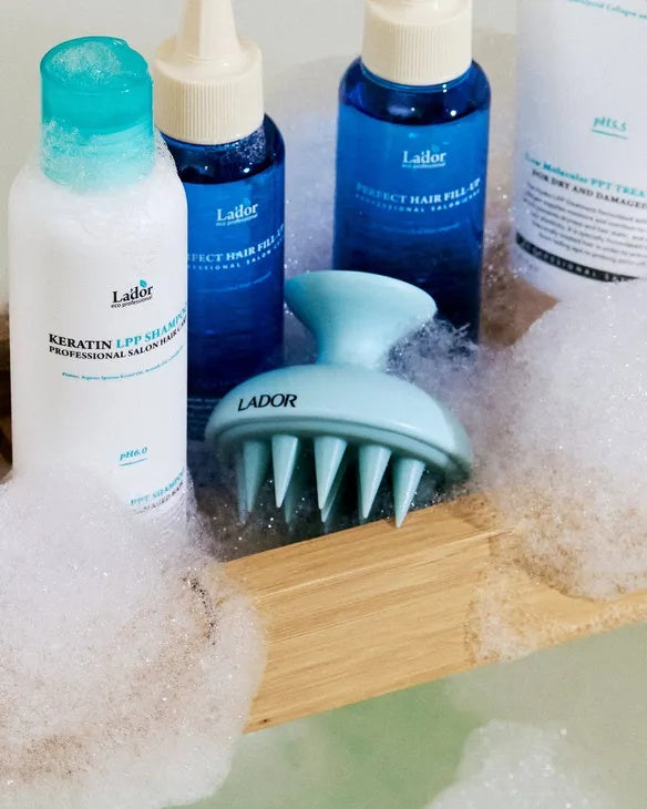 Lador Scalp Massager Shampoo Brush | Cepillo Masajeador de Silicona para Cuero Cabelludo