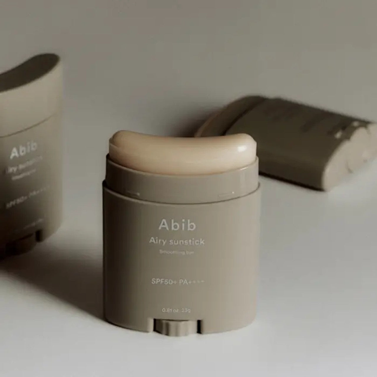 Abib – Airy Sunstick Smoothing Bar SPF50+ PA++++ – Protector Solar en Barra con Acabado Mate para Rostro y Cuerpo