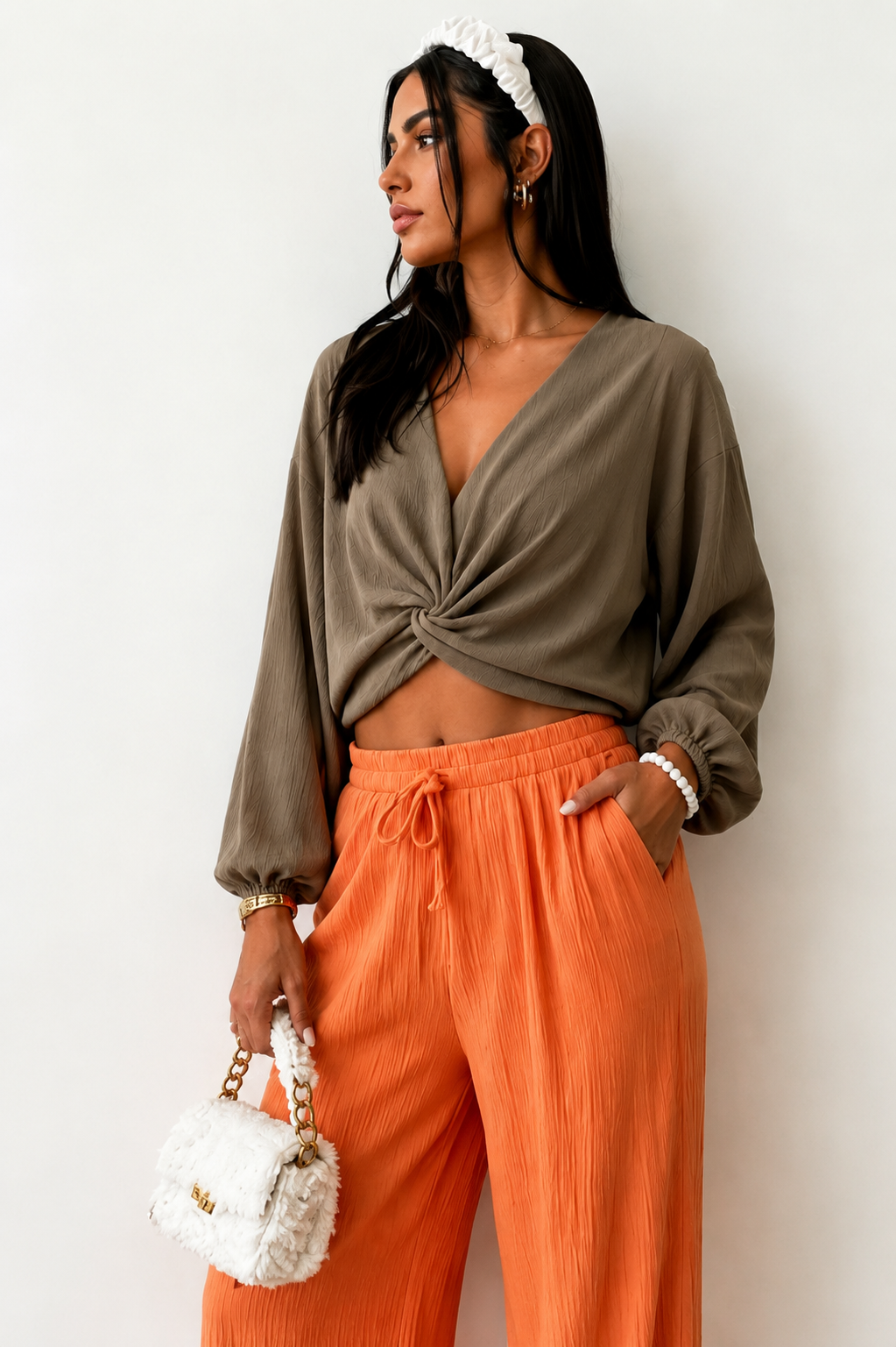 Blusa Cruzada para Mujer con Escote en V | Manga Larga Abullonada y Diseño Elegante