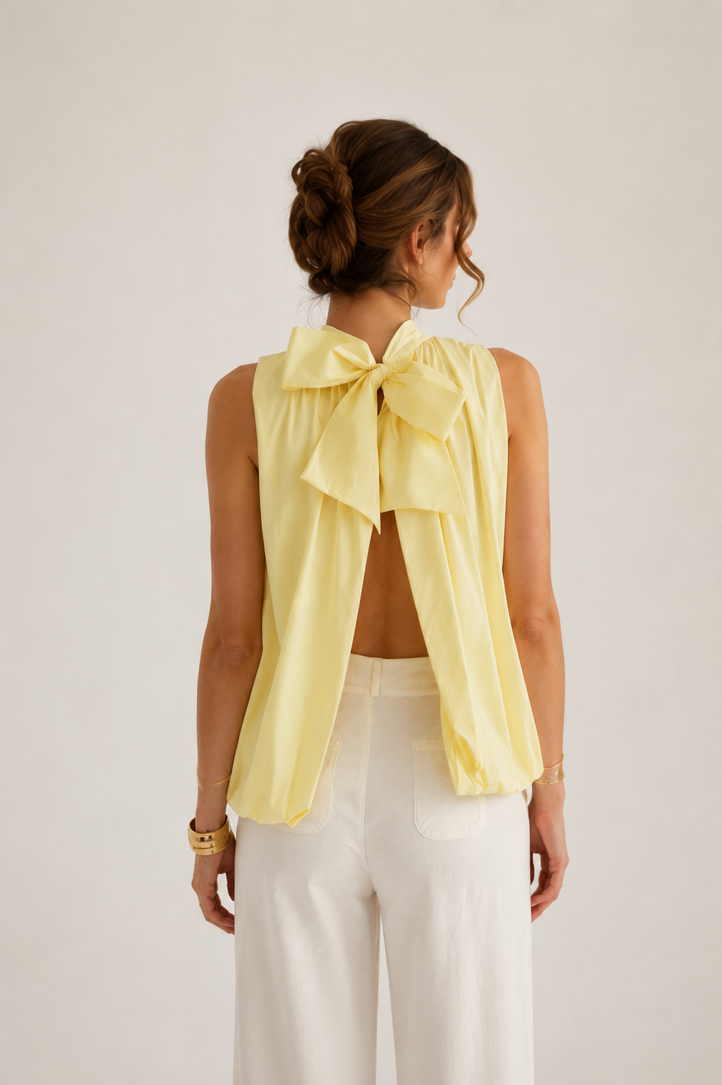 Blusa Amarilla para Mujer con Espalda Abierta y Lazo | Elegante, Ligera y Sofisticada