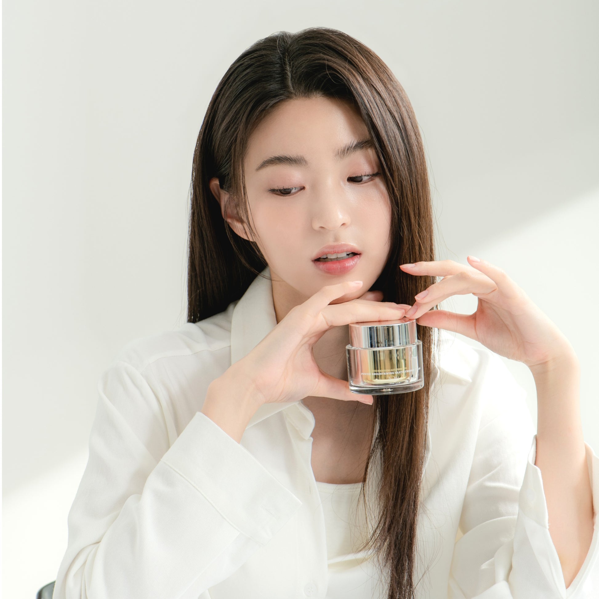 Dr. Althea – Niathione Cream 30ml – Crema Iluminadora y Reafirmante con Niacinamida y Glutatión